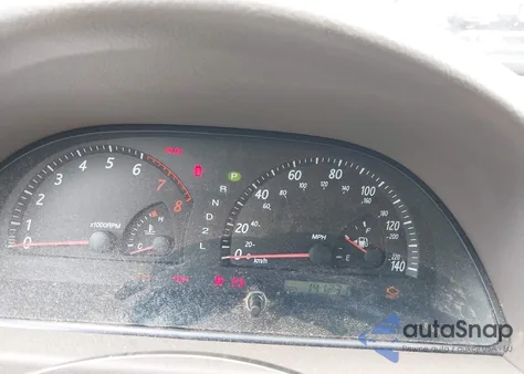 2004 Toyota Camry Xle z USA, uszkodzony, nr VIN 4T1BE30K44U377647